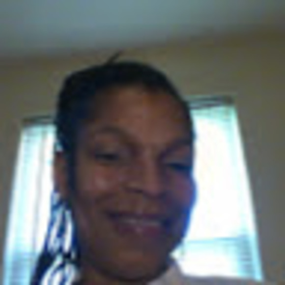 Meet your Posher, Veronica - Picture 1 of 1